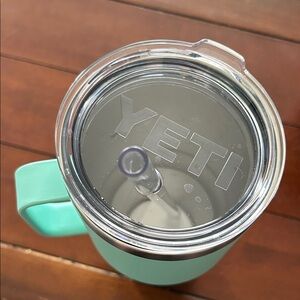 Yeti Seafoam green Mug with Clear Lid and Straw